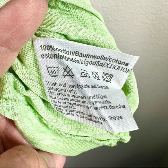 Hugo Boss 100% Cotton Graphic T-Shirt Medium EUC - Picture 5 of 6